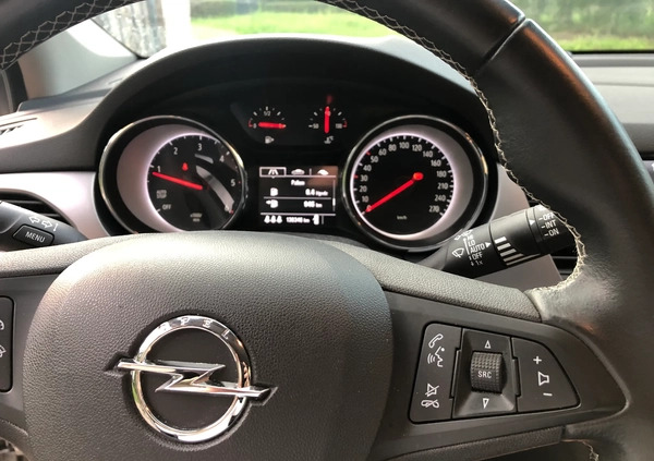 Opel Astra cena 45000 przebieg: 145000, rok produkcji 2018 z Jawor małe 497